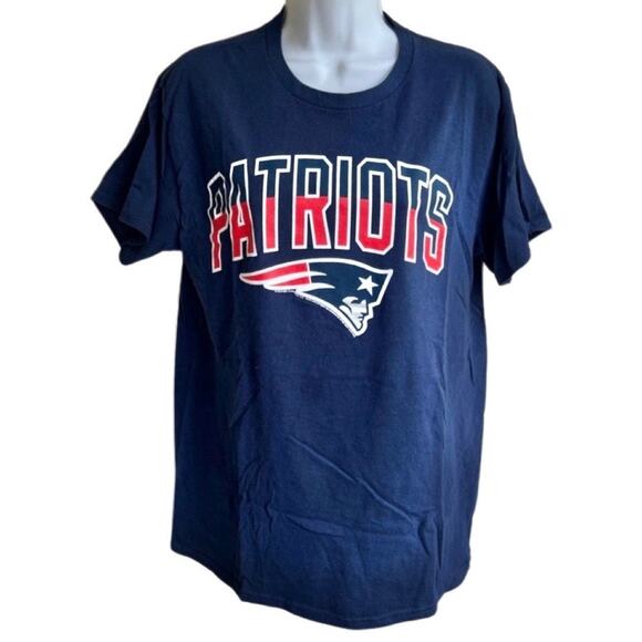 New England Patriots Blue NFL Team Football Crew Short Sleeve Tee M NEW no Tags - Picture 1 of 4